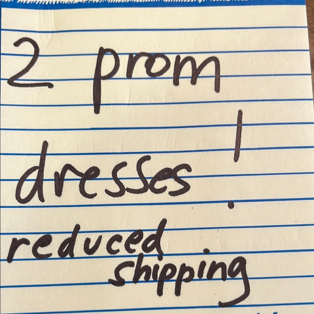 Prom Dresses Announcement Note